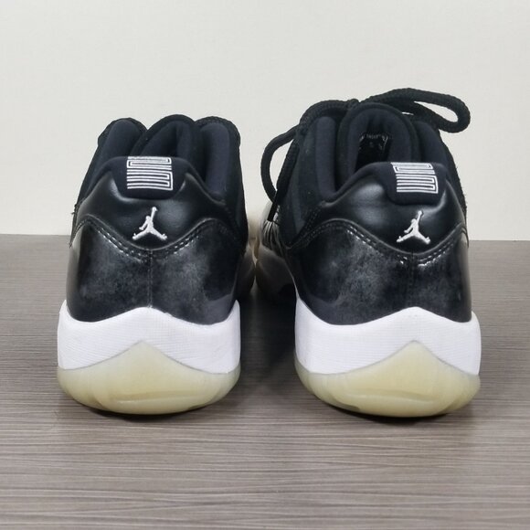 Nike Air Jordan 11 Retro Low Barons, 528895 010. Mens Size 10 US / 44 - Picture 5 of 12